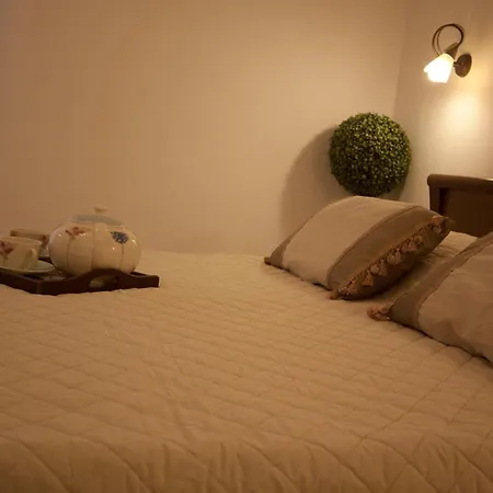 Zefyros Aparthotel Pláka