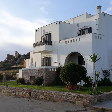 Lägenhetshotell Zefyros 3*