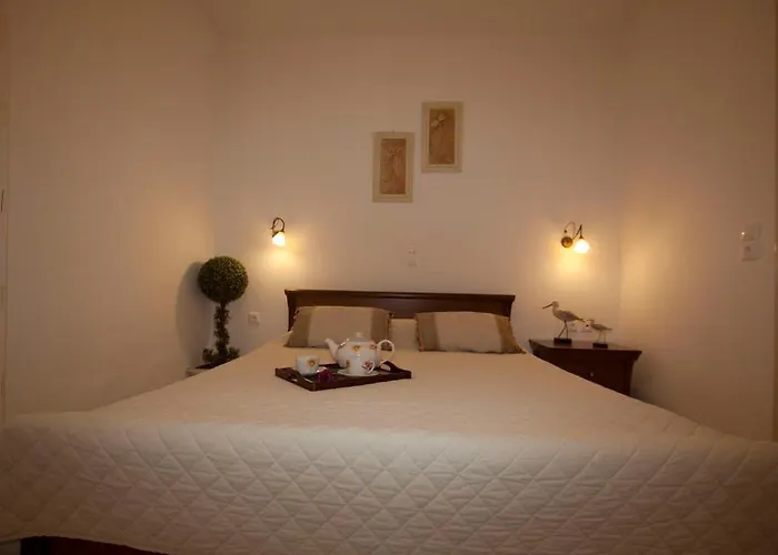 泽富罗斯公寓酒店 3*