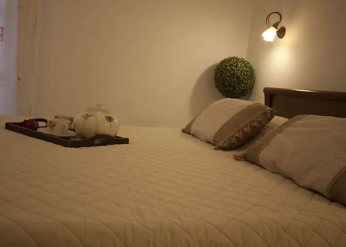 泽富罗斯公寓酒店 3* Pláka