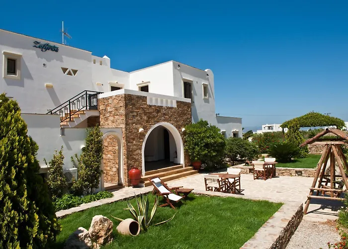 泽富罗斯公寓酒店 3*