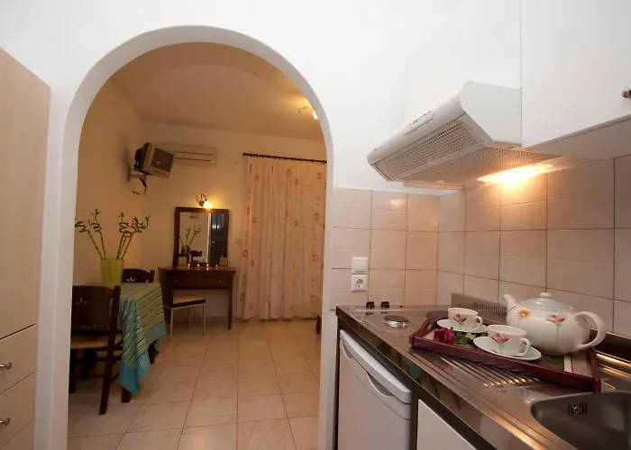 아파트호텔 Zefyros 3*